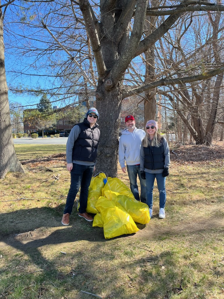 Earth-Day-Cleanup